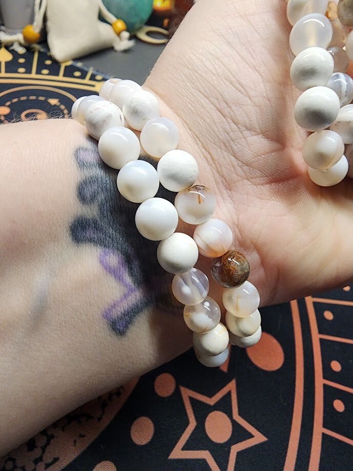 Natural White Agate 8mm Stretch Bracelet