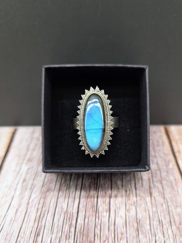 High Flash Blue Oval Labradorite Ring - Solid 925 Sterling Silver Ring - Size 12