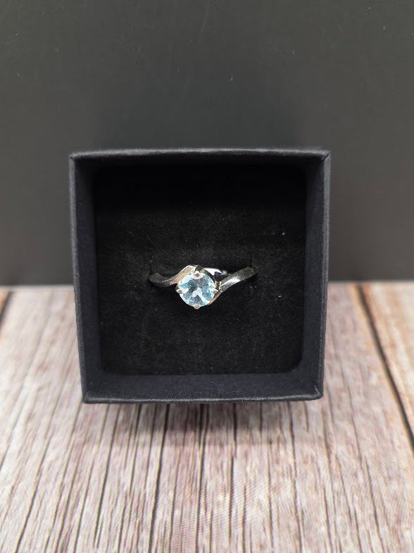 Solitaire Blue Topaz Ring - Solid 925 Sterling Silver Ring - Size 9.5