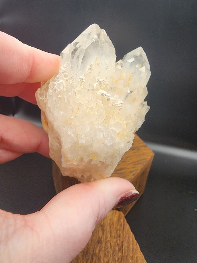 Natural Candle Quartz Quartz Specimen