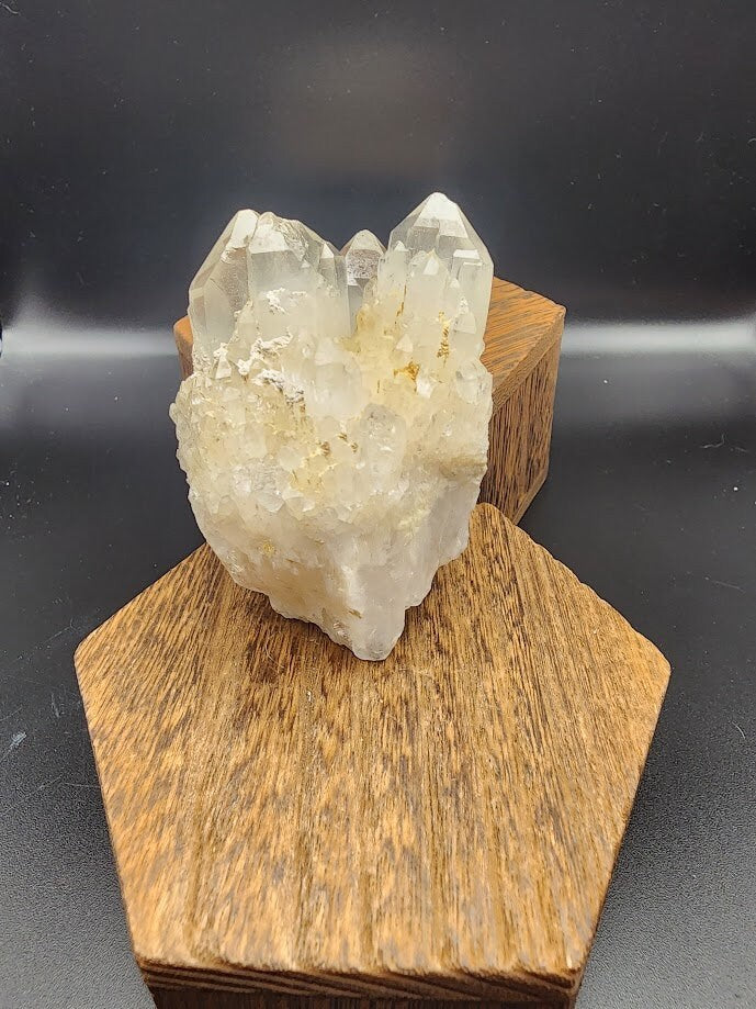 Natural Candle Quartz Quartz Specimen