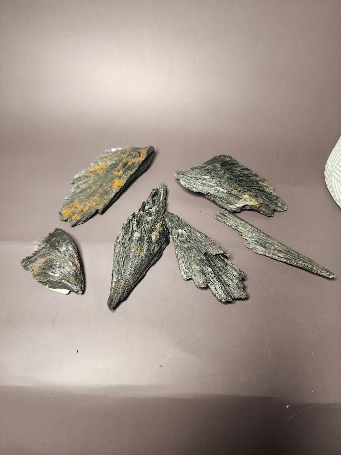 Natural Black Kyanite - 6 Piece Kits