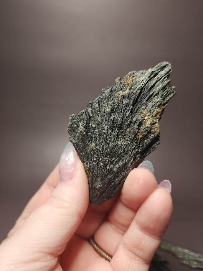 Natural Black Kyanite - 6 Piece Kits