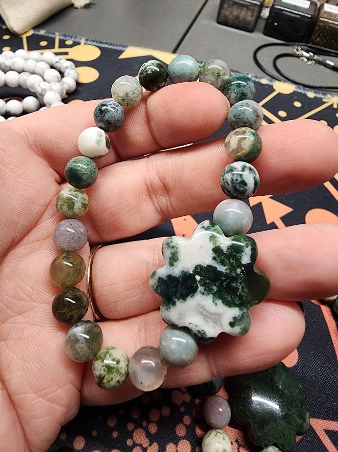 Natural Moss Agate with Flower Accent 8mm Stretch Bracelet