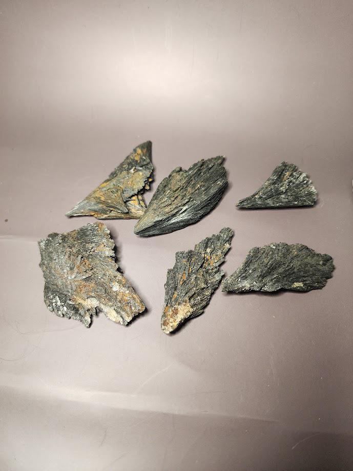 Natural Black Kyanite - 6 Piece Kits
