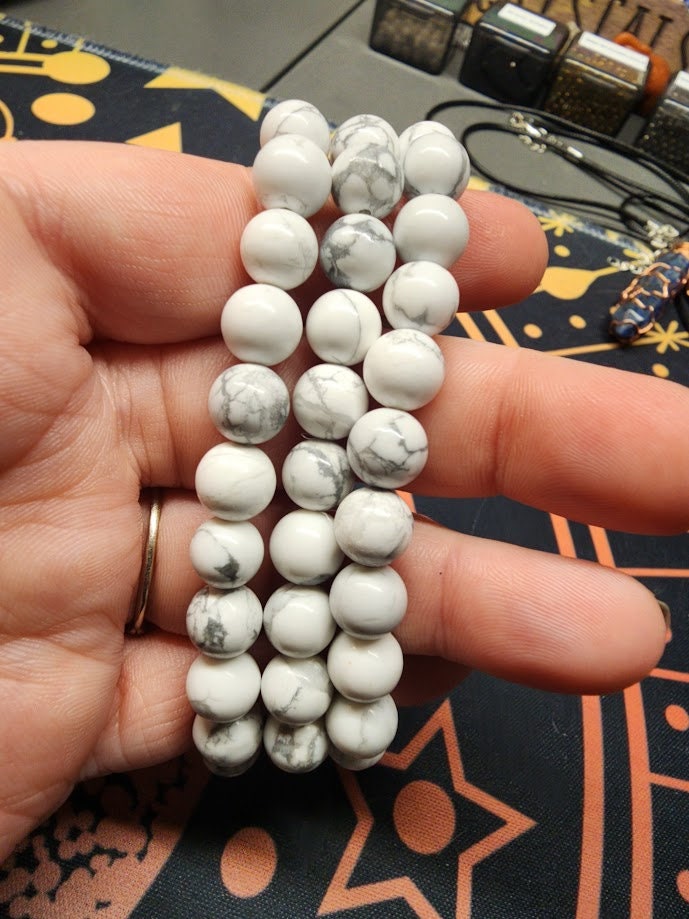 Natural Howlite 8mm Stretch Bracelet
