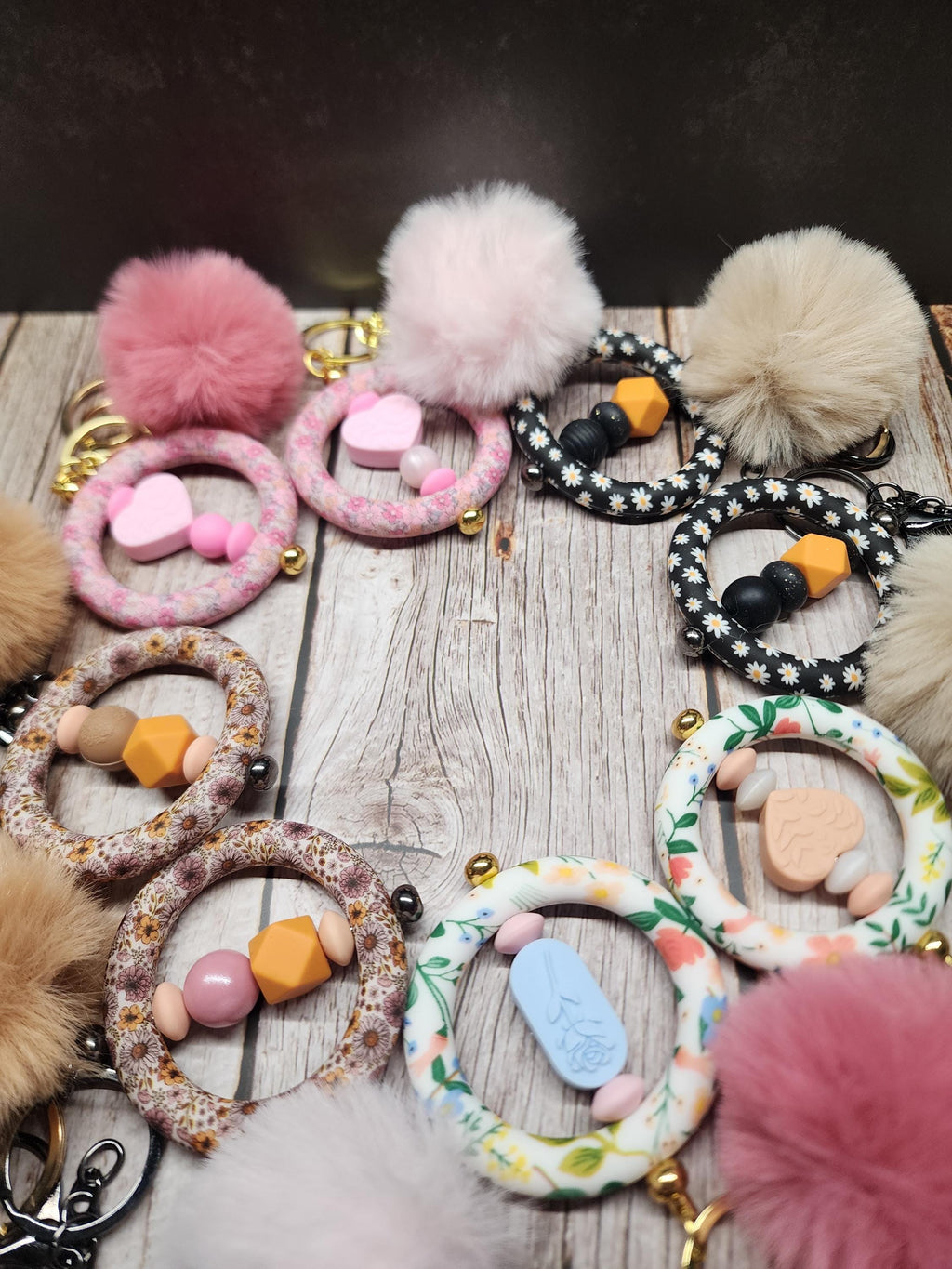 Boho Flower Themed Bar Keychains