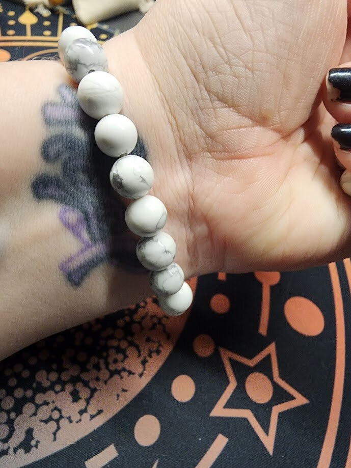 Natural Howlite 8mm Stretch Bracelet