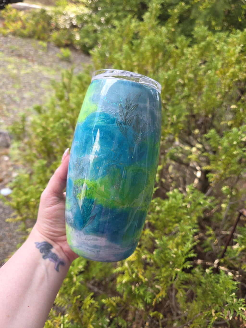 Hidden Leaf Embossed | 25oz Stemless Wine Glass Stainless Epoxy Tumbler