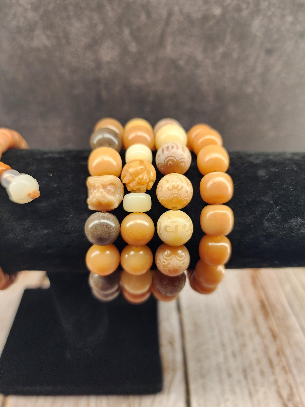 Natural Bodhi Seed Stretch Bracelet | Neutral Browns