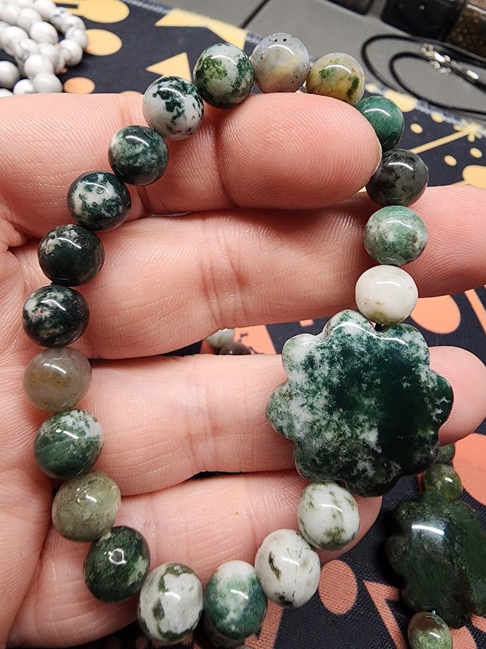 Natural Moss Agate with Flower Accent 8mm Stretch Bracelet