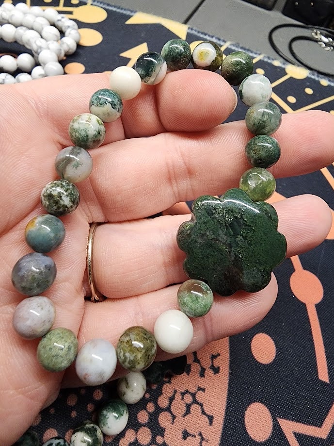 Natural Moss Agate with Flower Accent 8mm Stretch Bracelet