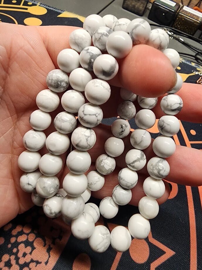 Natural Howlite 8mm Stretch Bracelet