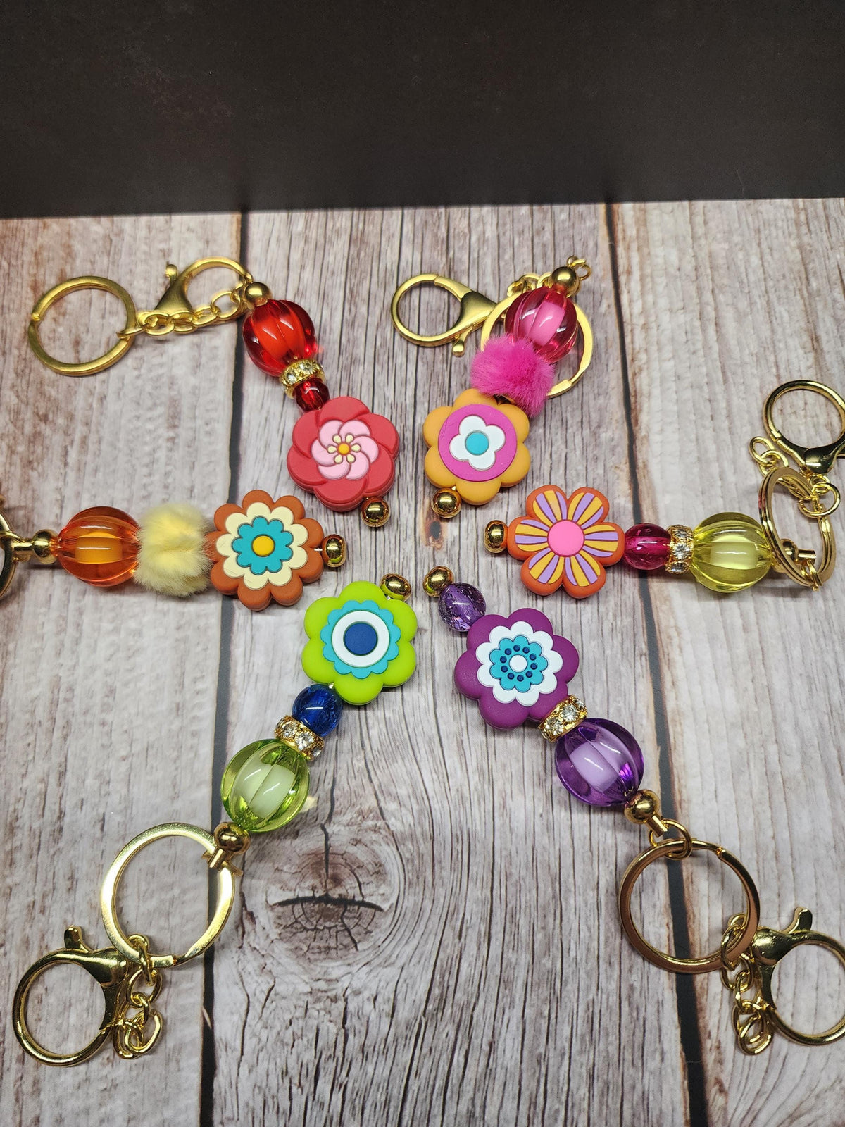 Retro Flower Themed Bar Keychains
