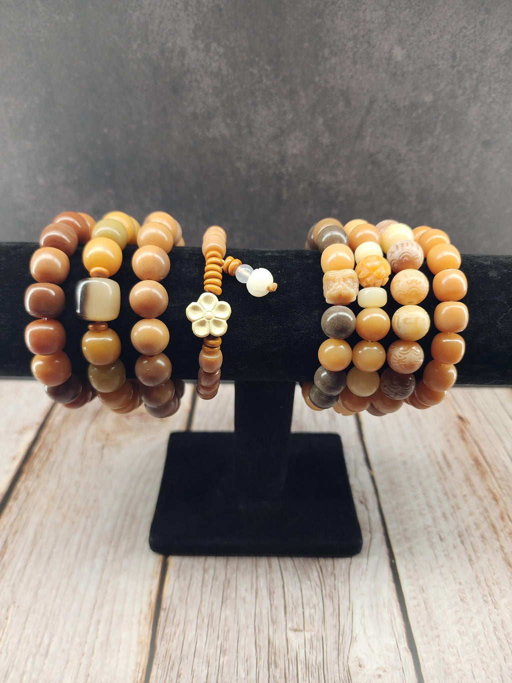 Natural Bodhi Seed Stretch Bracelet | Neutral Browns