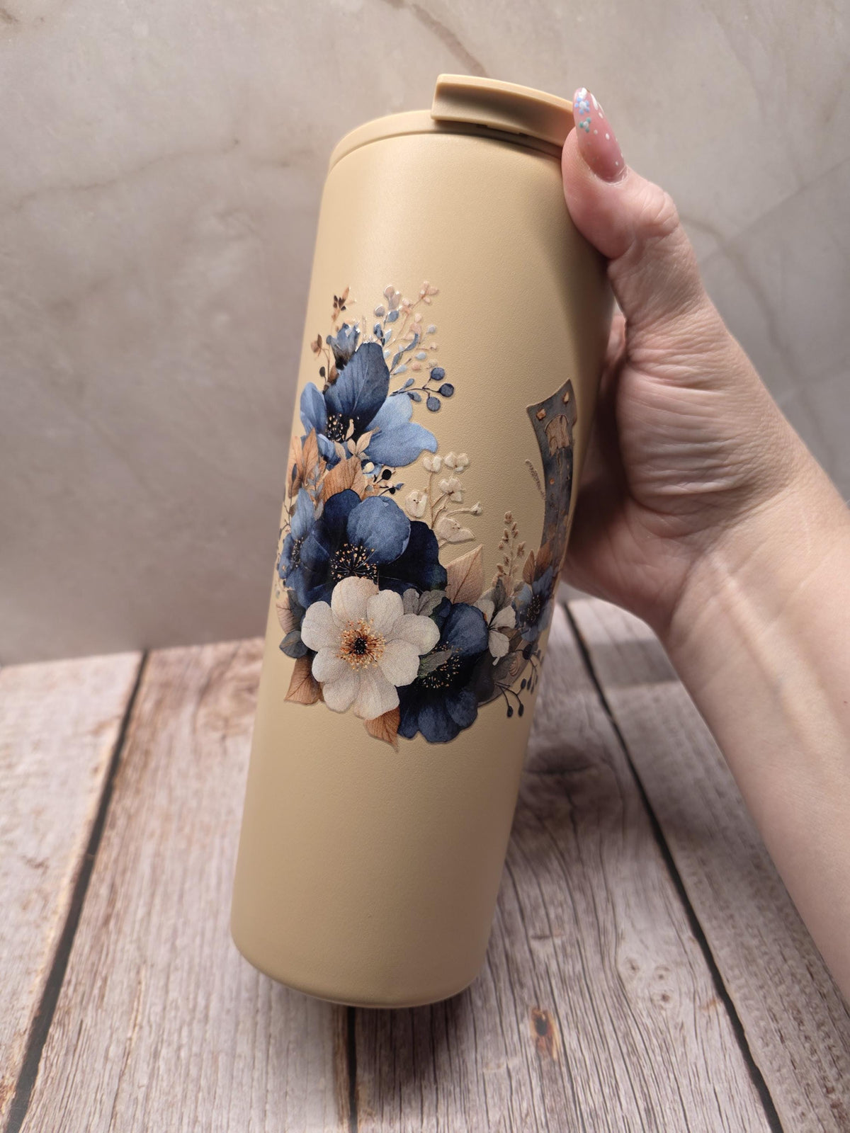 Blue Floral Horseshoe | Powder Coated Stainless Steel 24oz Tumbler